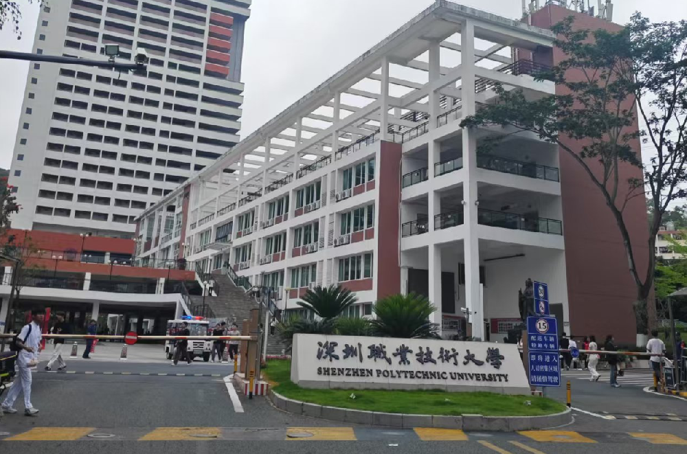 深職院廚房工程：